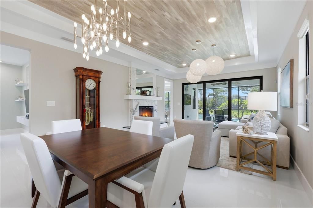 En Venta: $590,000 (2 camas, 2 baños, 1671 Pies cuadrados)