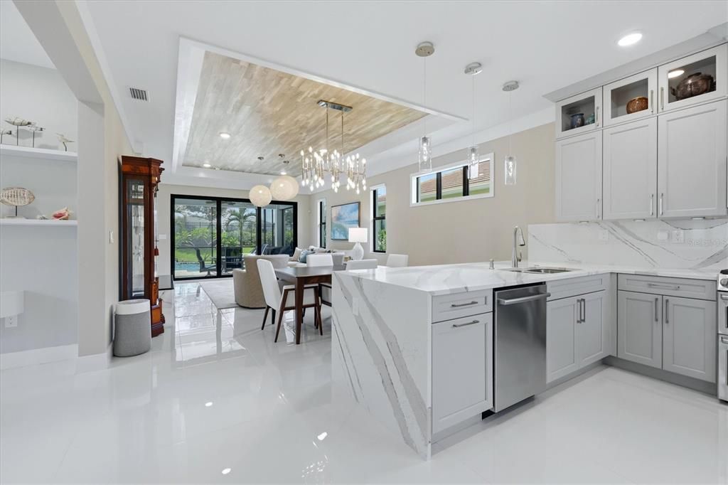En Venta: $590,000 (2 camas, 2 baños, 1671 Pies cuadrados)