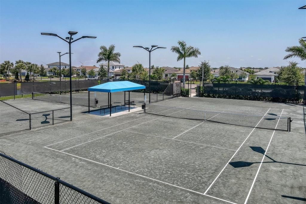 En Venta: $590,000 (2 camas, 2 baños, 1671 Pies cuadrados)