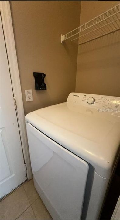 For Rent: $1,700 (3 beds, 2 baths, 1474 Square Feet)