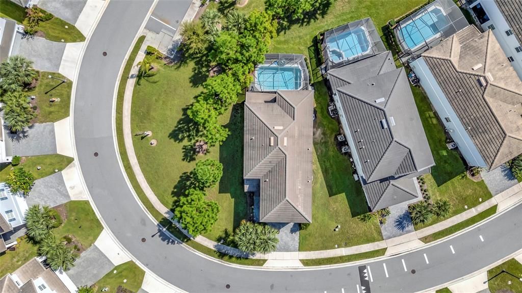 En Venta: $550,000 (5 camas, 4 baños, 2700 Pies cuadrados)