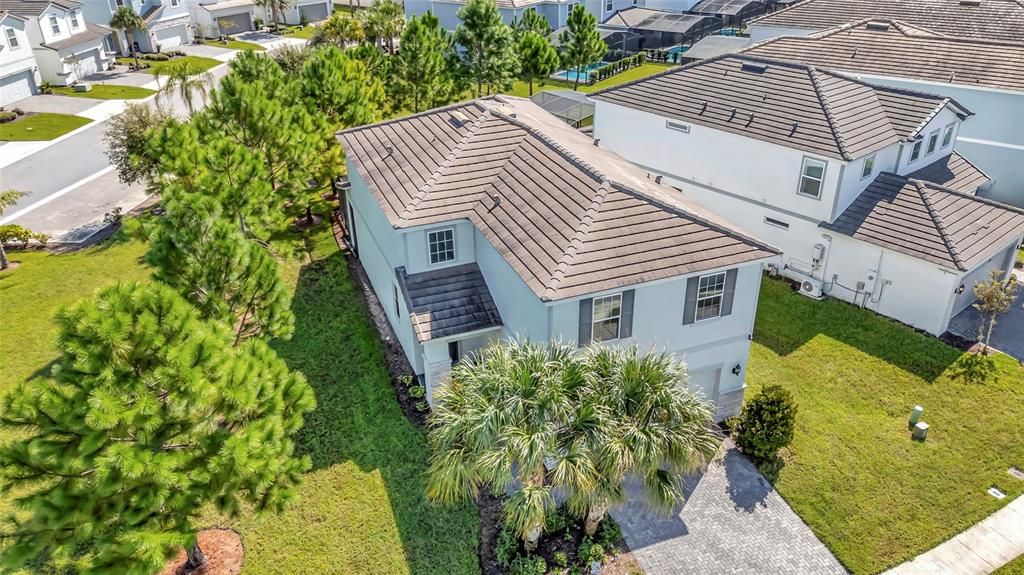 En Venta: $550,000 (5 camas, 4 baños, 2700 Pies cuadrados)