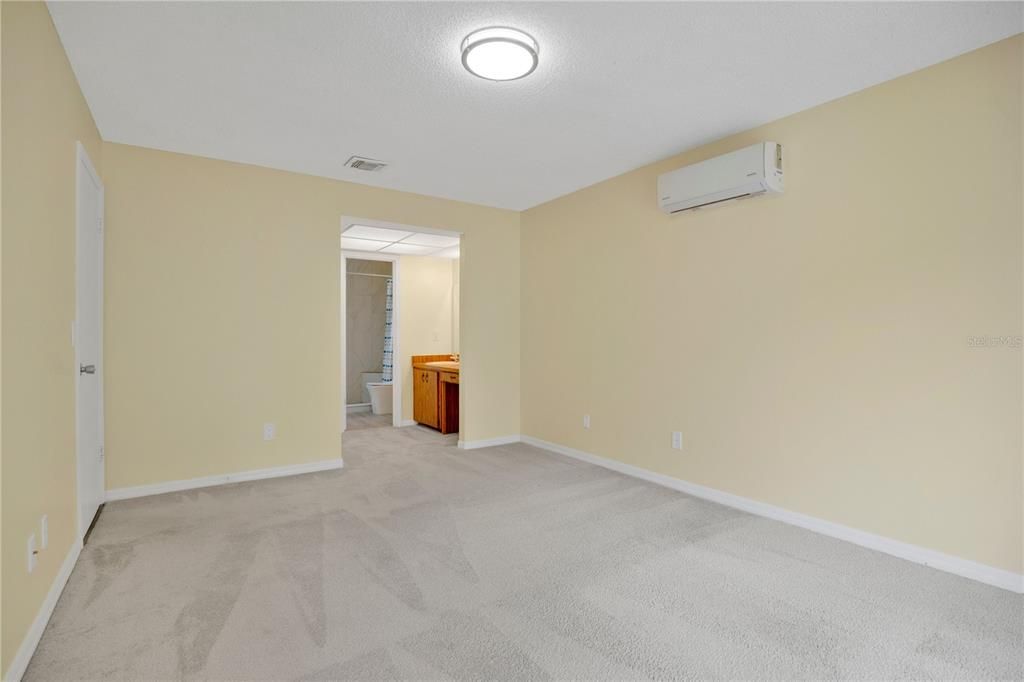 For Sale: $375,000 (3 beds, 2 baths, 1812 Square Feet)