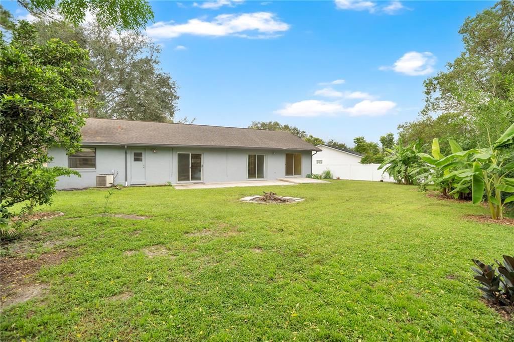 For Sale: $375,000 (3 beds, 2 baths, 1812 Square Feet)