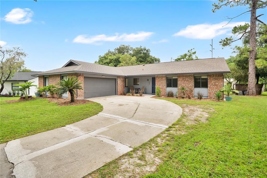 For Sale: $375,000 (3 beds, 2 baths, 1812 Square Feet)