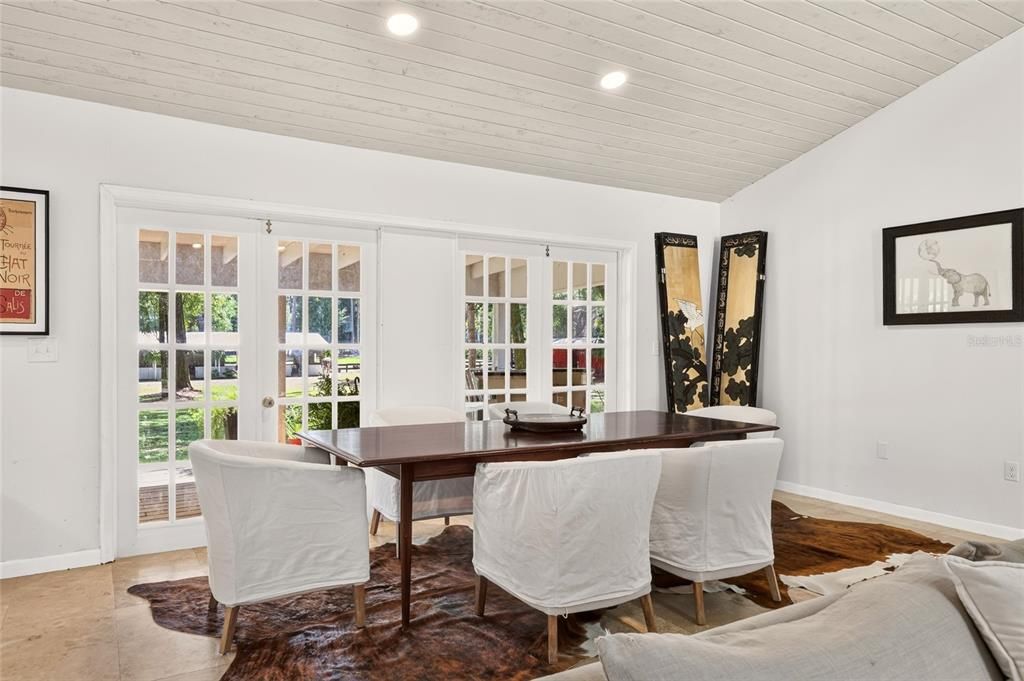 En Venta: $1,500,000 (3 camas, 2 baños, 1952 Pies cuadrados)