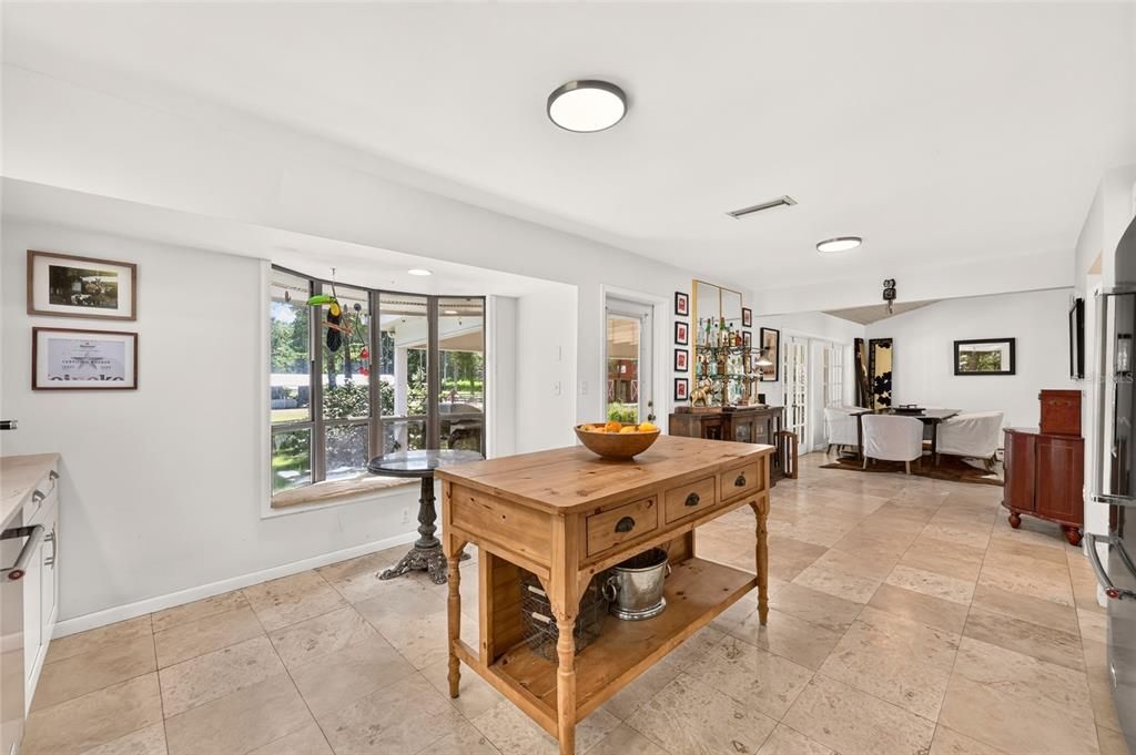 En Venta: $1,500,000 (3 camas, 2 baños, 1952 Pies cuadrados)