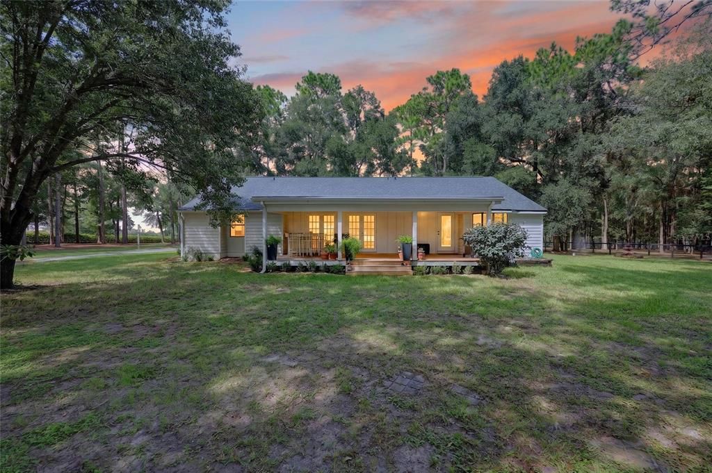En Venta: $1,500,000 (3 camas, 2 baños, 1952 Pies cuadrados)