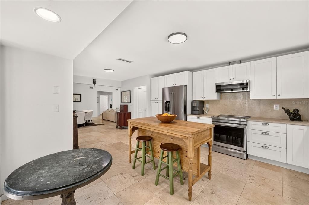 En Venta: $1,500,000 (3 camas, 2 baños, 1952 Pies cuadrados)