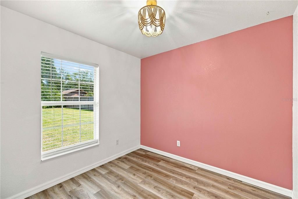 For Sale: $258,900 (2 beds, 2 baths, 1067 Square Feet)