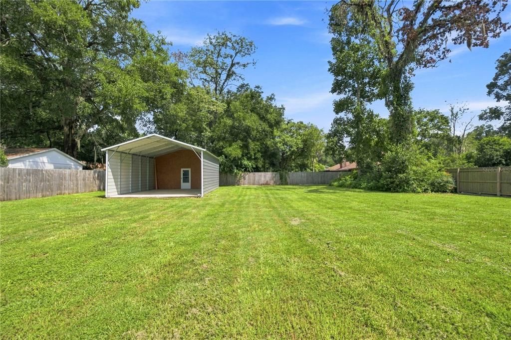For Sale: $258,900 (2 beds, 2 baths, 1067 Square Feet)