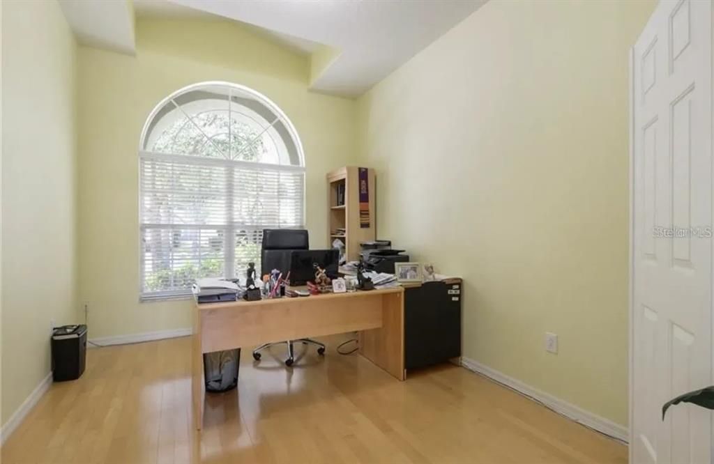 For Rent: $4,100 (4 beds, 3 baths, 2843 Square Feet)