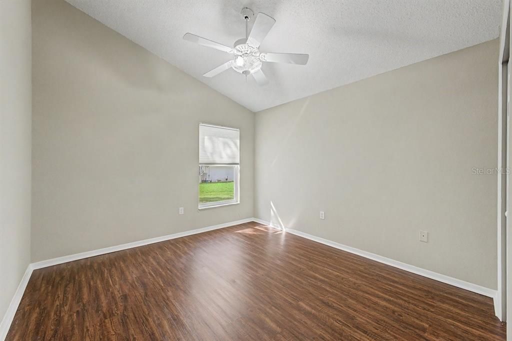 For Sale: $309,000 (3 beds, 2 baths, 1697 Square Feet)