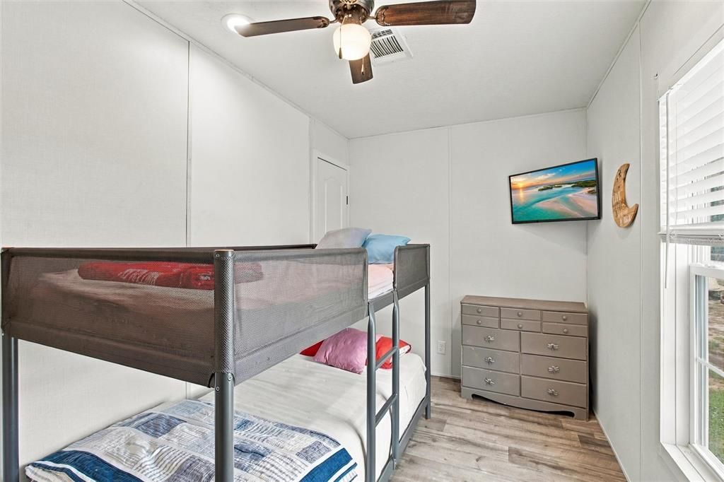 En Venta: $169,000 (3 camas, 2 baños, 924 Pies cuadrados)