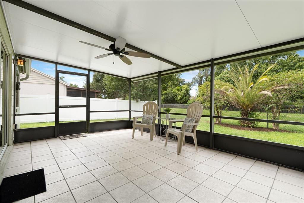 En Venta: $364,900 (2 camas, 2 baños, 1318 Pies cuadrados)