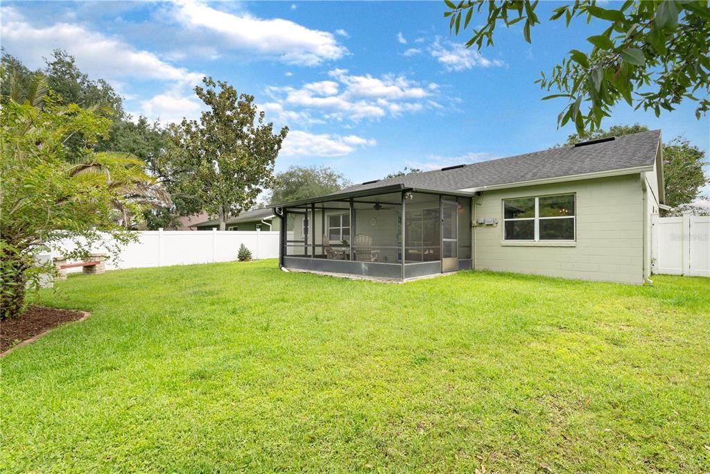 En Venta: $364,900 (2 camas, 2 baños, 1318 Pies cuadrados)