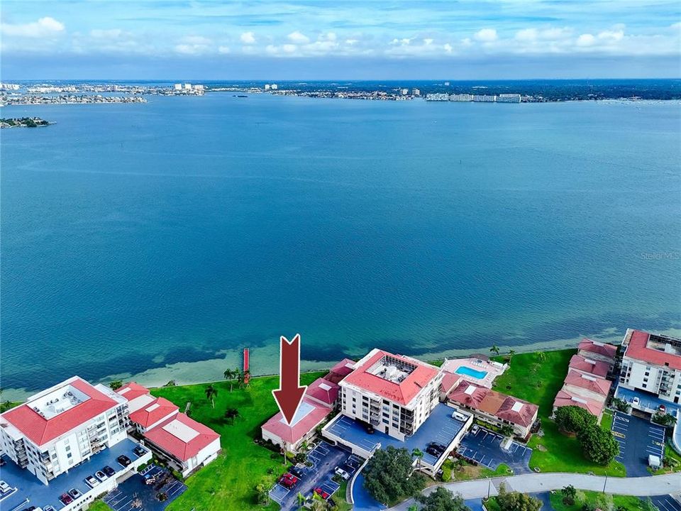 На продажу: $469,900 (2 спален, 2 ванн, 890 Квадратных фут)