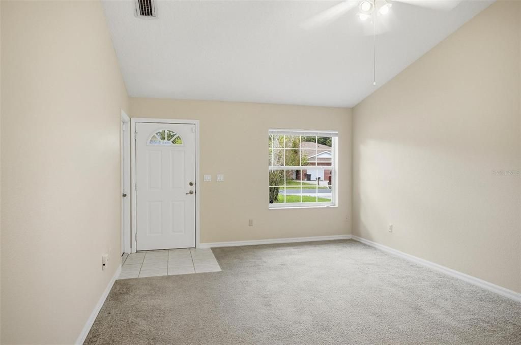В аренду: $1,495 (3 спален, 2 ванн, 1142 Квадратных фут)