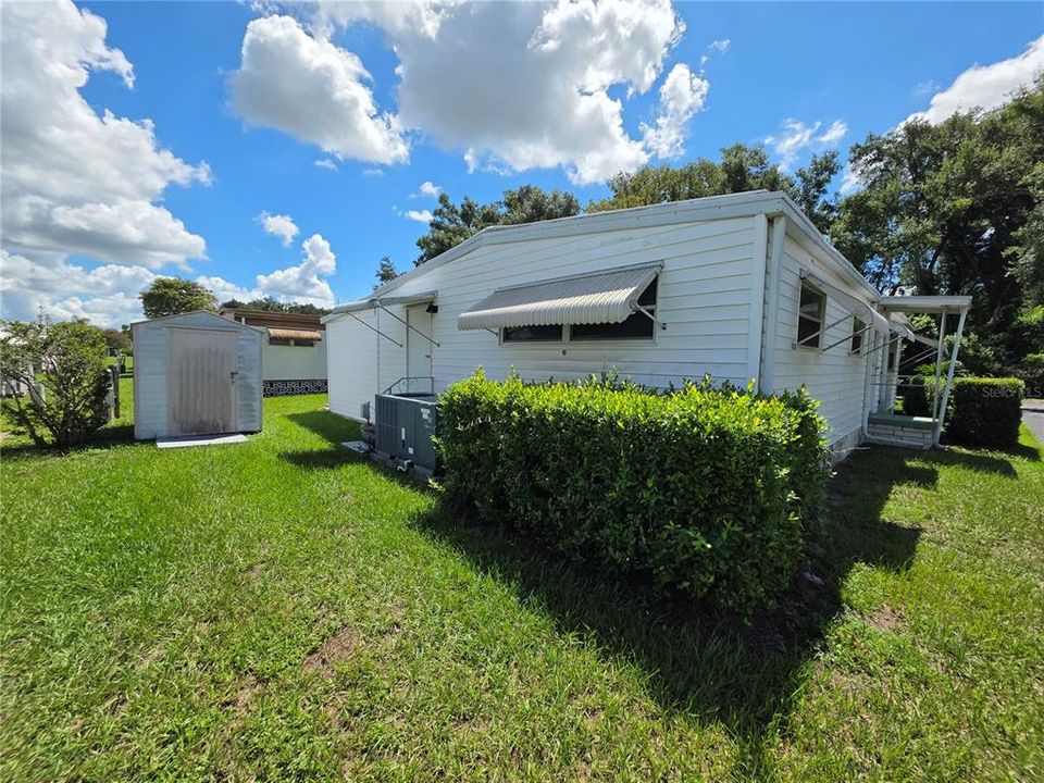 For Sale: $147,900 (2 beds, 2 baths, 1056 Square Feet)