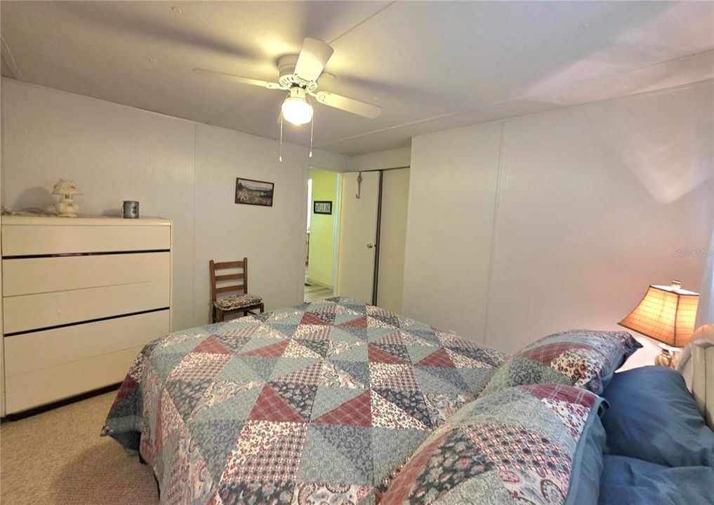 For Sale: $147,900 (2 beds, 2 baths, 1056 Square Feet)