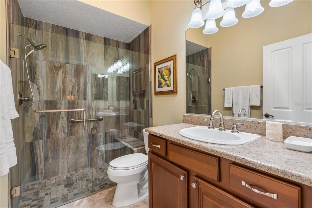 For Rent: $2,500 (3 beds, 2 baths, 2074 Square Feet)