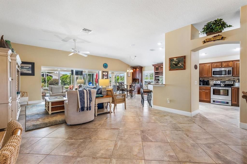 For Rent: $2,500 (3 beds, 2 baths, 2074 Square Feet)