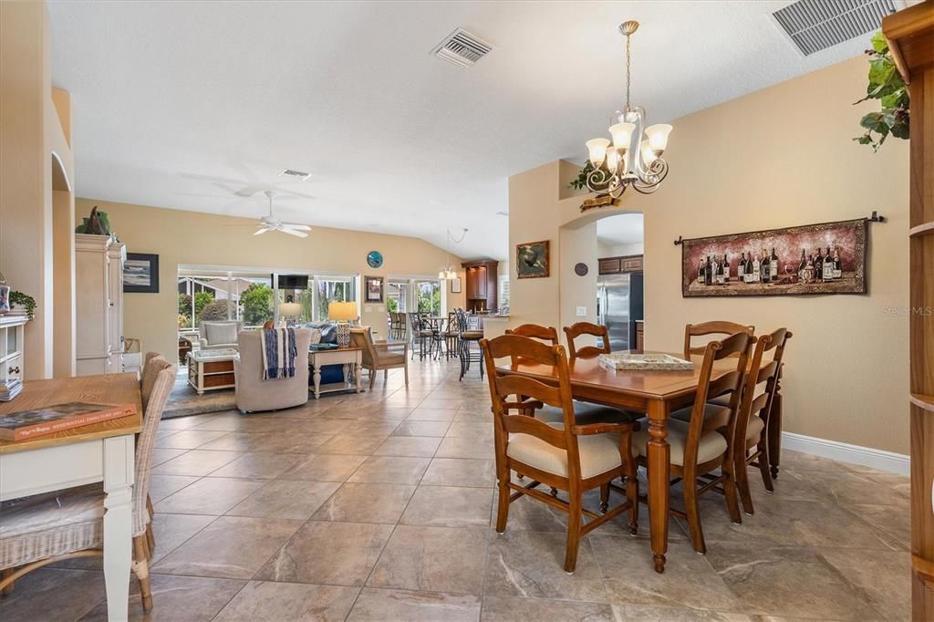 For Rent: $2,500 (3 beds, 2 baths, 2074 Square Feet)