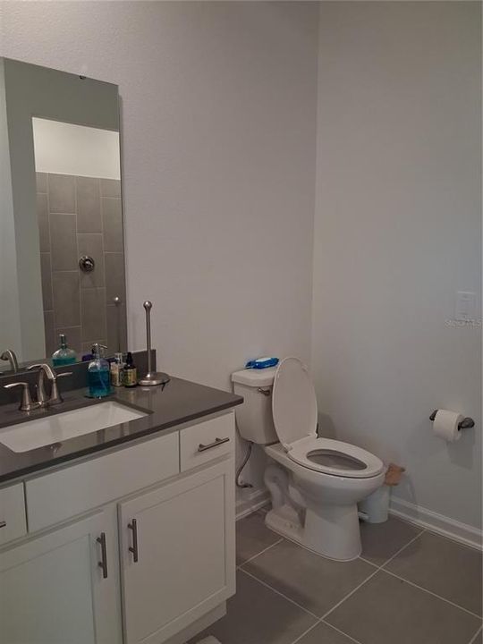 For Rent: $2,000 (3 beds, 2 baths, 1572 Square Feet)