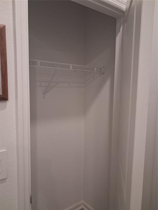 For Rent: $2,000 (3 beds, 2 baths, 1572 Square Feet)