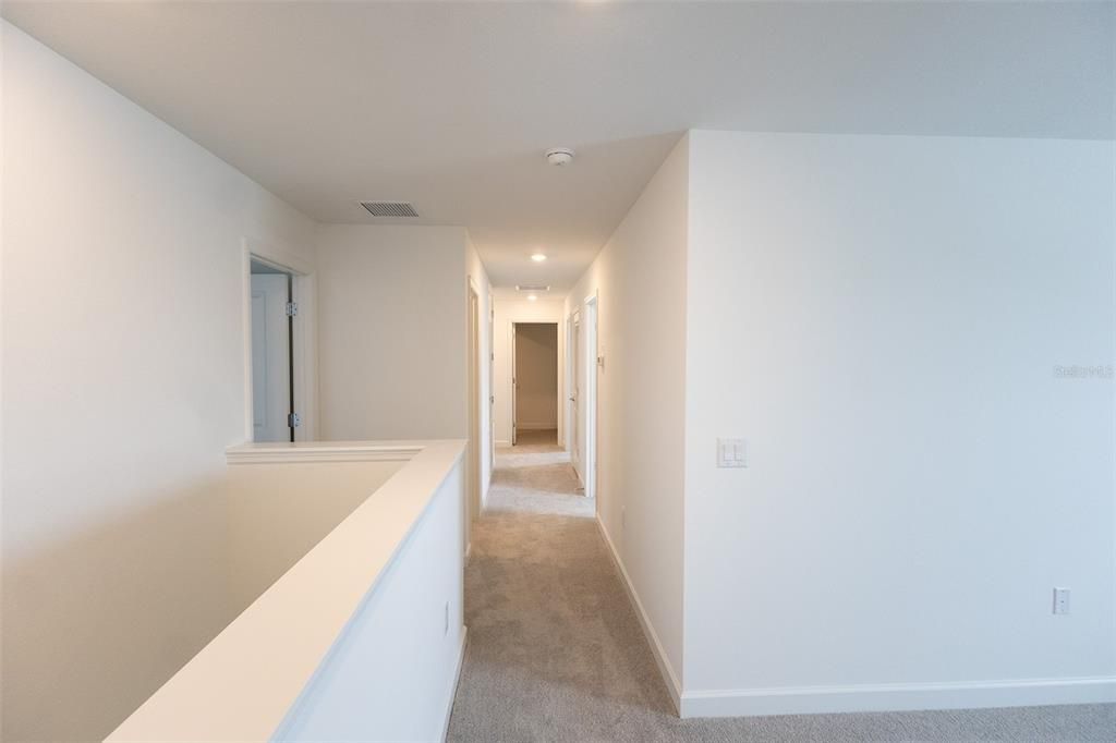En Venta: $476,256 (4 camas, 2 baños, 2370 Pies cuadrados)