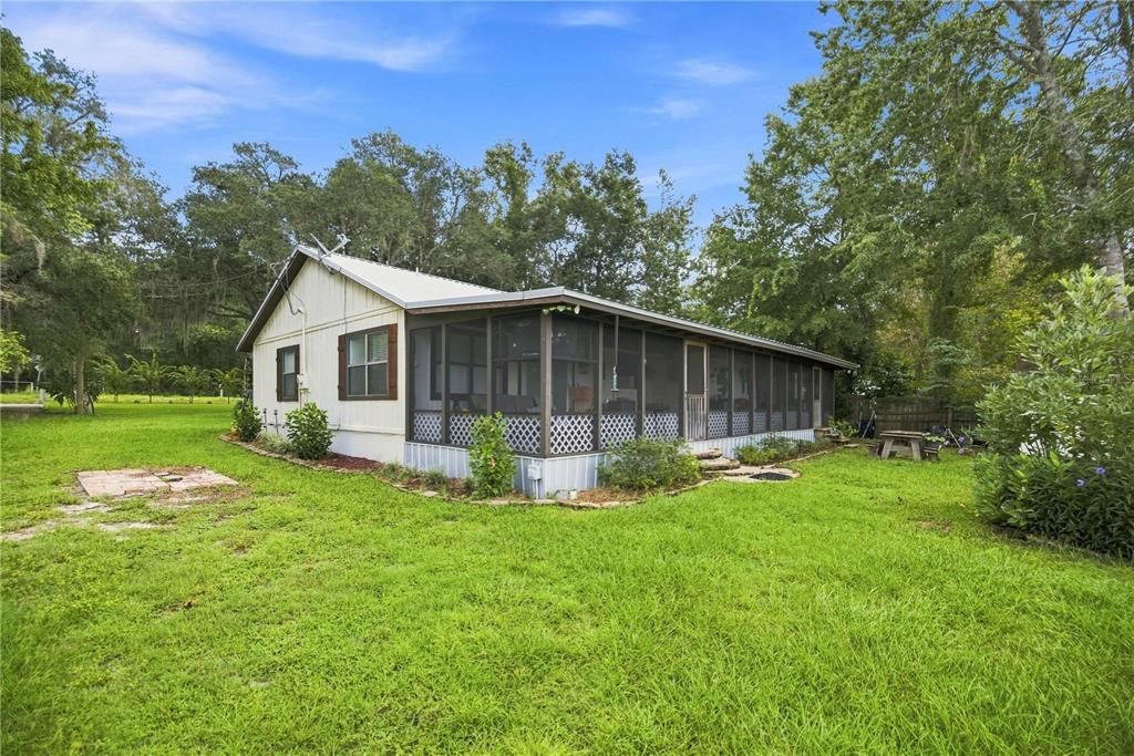 En Venta: $330,000 (2 camas, 2 baños, 1421 Pies cuadrados)