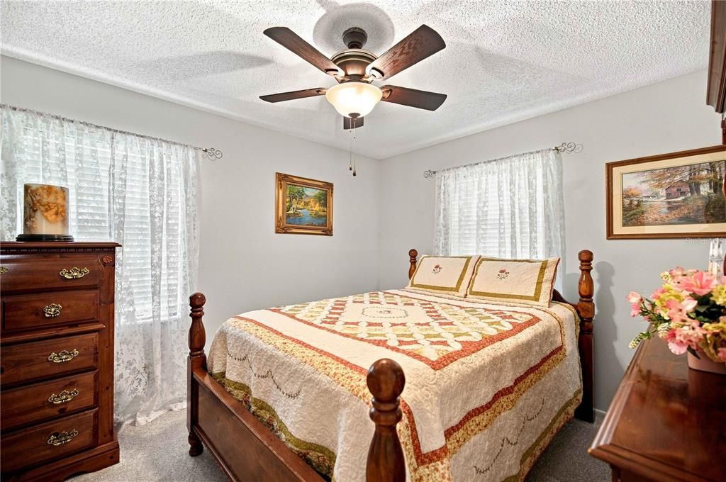 En Venta: $330,000 (2 camas, 2 baños, 1421 Pies cuadrados)