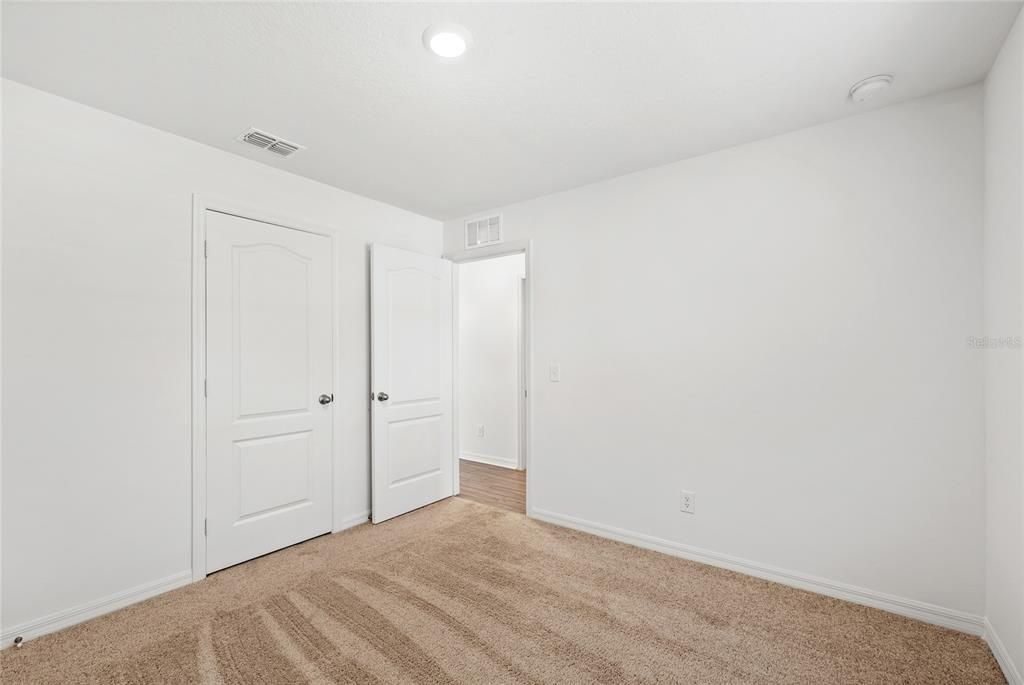En Venta: $319,900 (3 camas, 2 baños, 1613 Pies cuadrados)