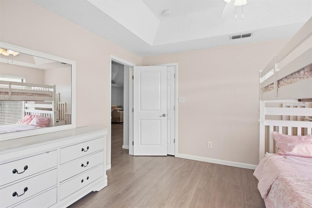 For Sale: $515,000 (4 beds, 2 baths, 1788 Square Feet)