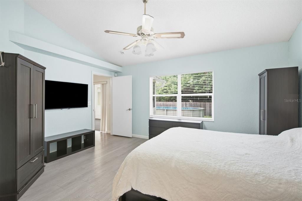 For Sale: $515,000 (4 beds, 2 baths, 1788 Square Feet)