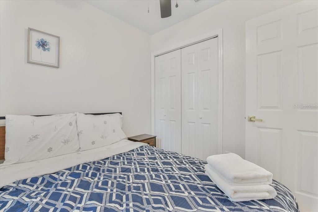 For Rent: $2,400 (3 beds, 2 baths, 1016 Square Feet)