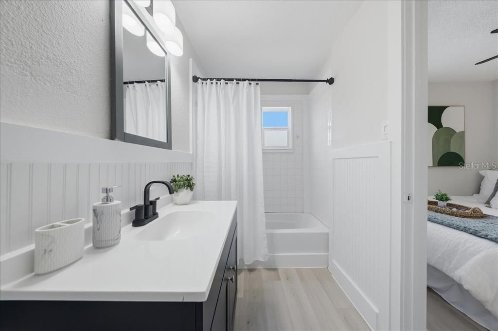 For Sale: $337,900 (3 beds, 2 baths, 756 Square Feet)