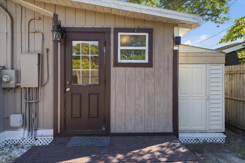 For Sale: $337,900 (3 beds, 2 baths, 756 Square Feet)