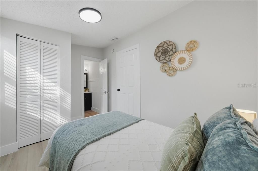 For Sale: $337,900 (3 beds, 2 baths, 756 Square Feet)
