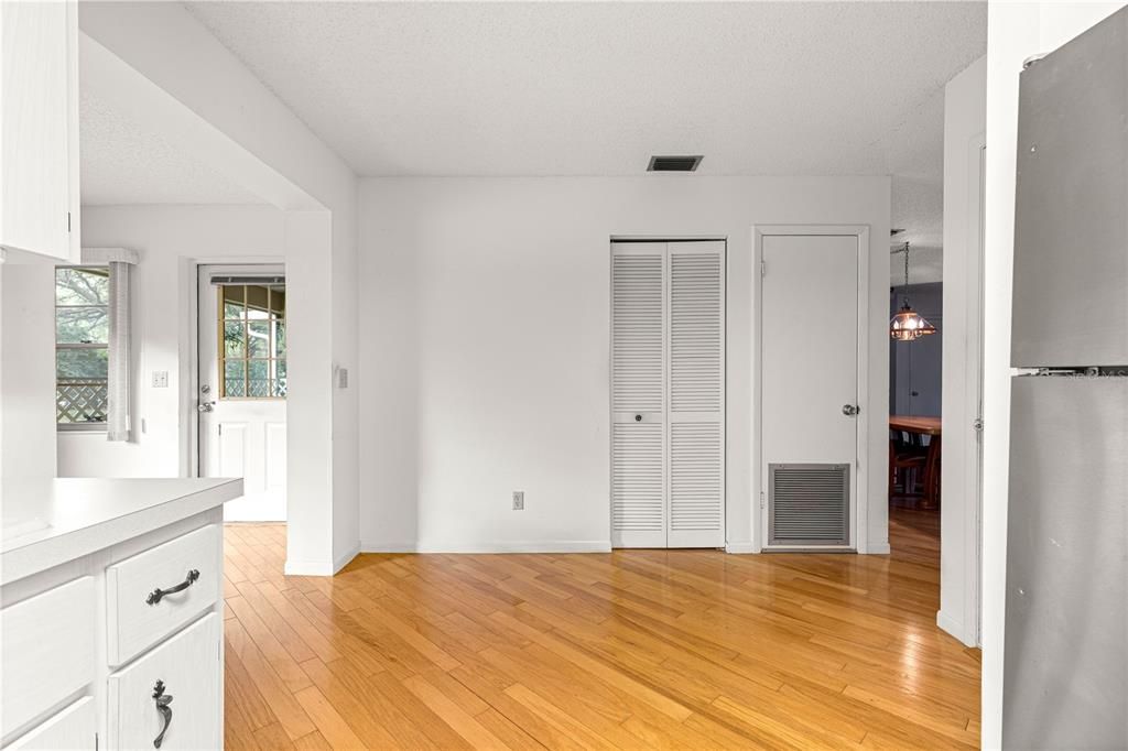 En Venta: $145,000 (2 camas, 2 baños, 1341 Pies cuadrados)