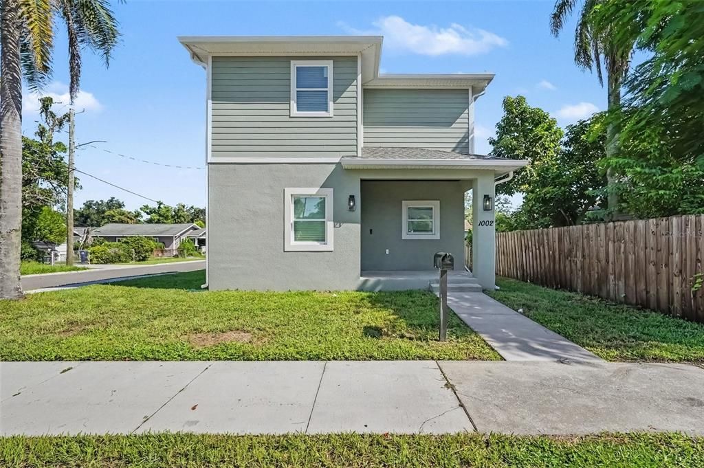 For Sale: $499,900 (3 beds, 2 baths, 1646 Square Feet)