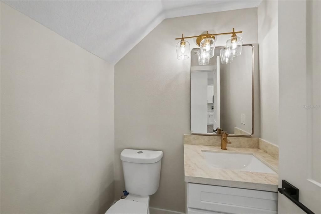 For Sale: $499,900 (3 beds, 2 baths, 1646 Square Feet)