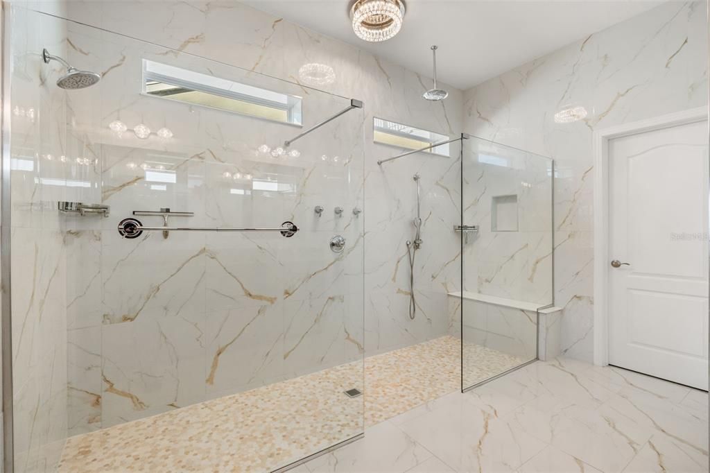 For Sale: $660,000 (3 beds, 2 baths, 2613 Square Feet)