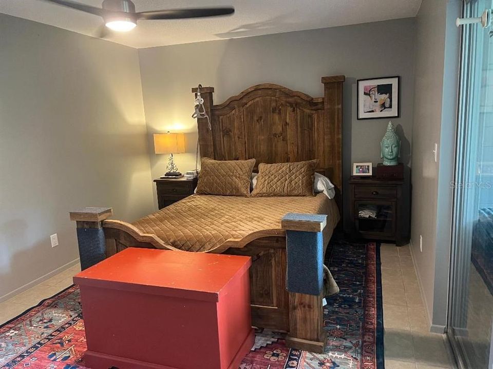 For Sale: $115,000 (1 beds, 1 baths, 825 Square Feet)