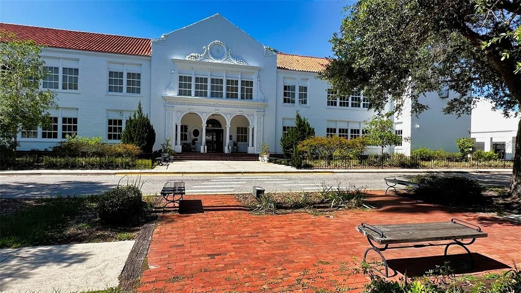 En Venta: $1,199,000 (2 camas, 2 baños, 1543 Pies cuadrados)