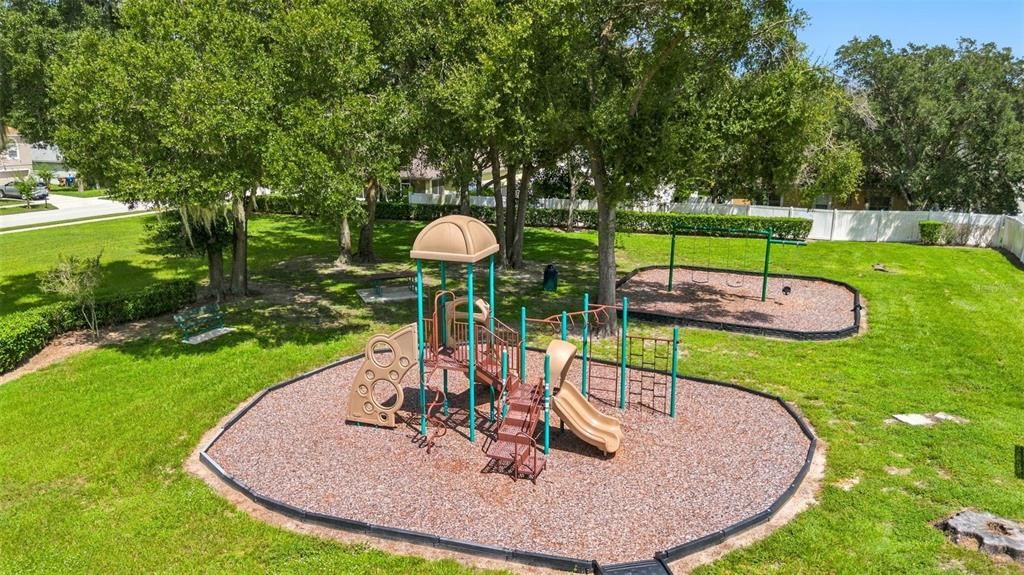 En Venta: $367,999 (4 camas, 2 baños, 1849 Pies cuadrados)