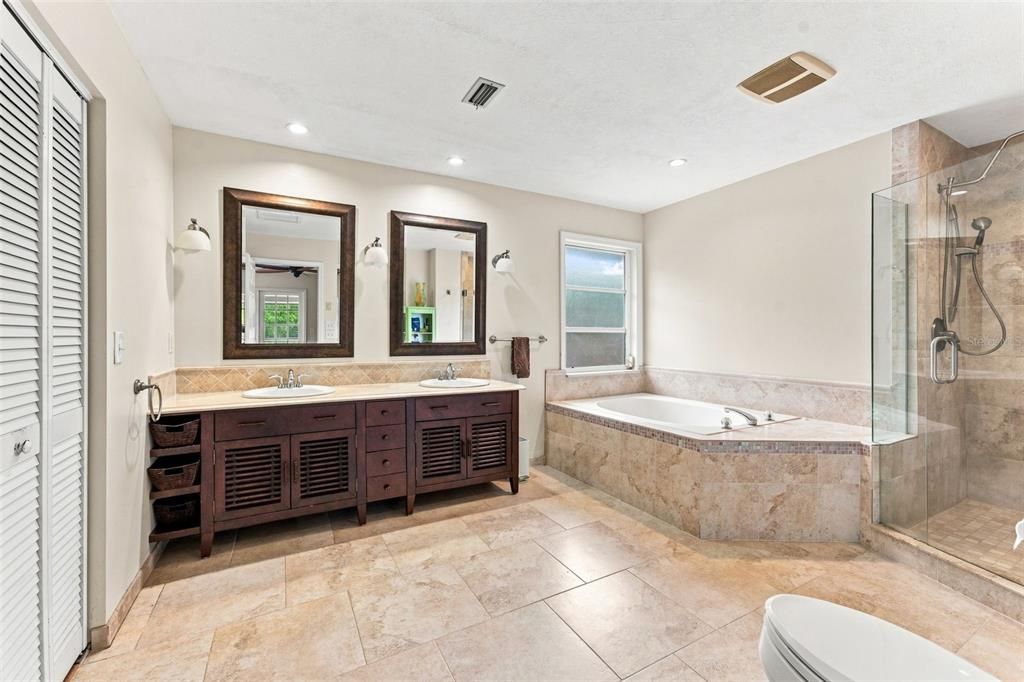 For Sale: $869,000 (4 beds, 3 baths, 2608 Square Feet)