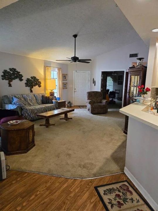 For Sale: $420,000 (3 beds, 2 baths, 1534 Square Feet)