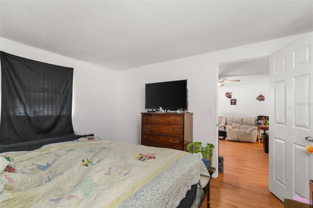 En Venta: $449,900 (4 camas, 0 baños, 1512 Pies cuadrados)