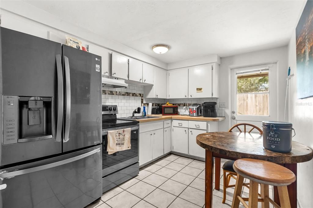 En Venta: $449,900 (4 camas, 0 baños, 1512 Pies cuadrados)